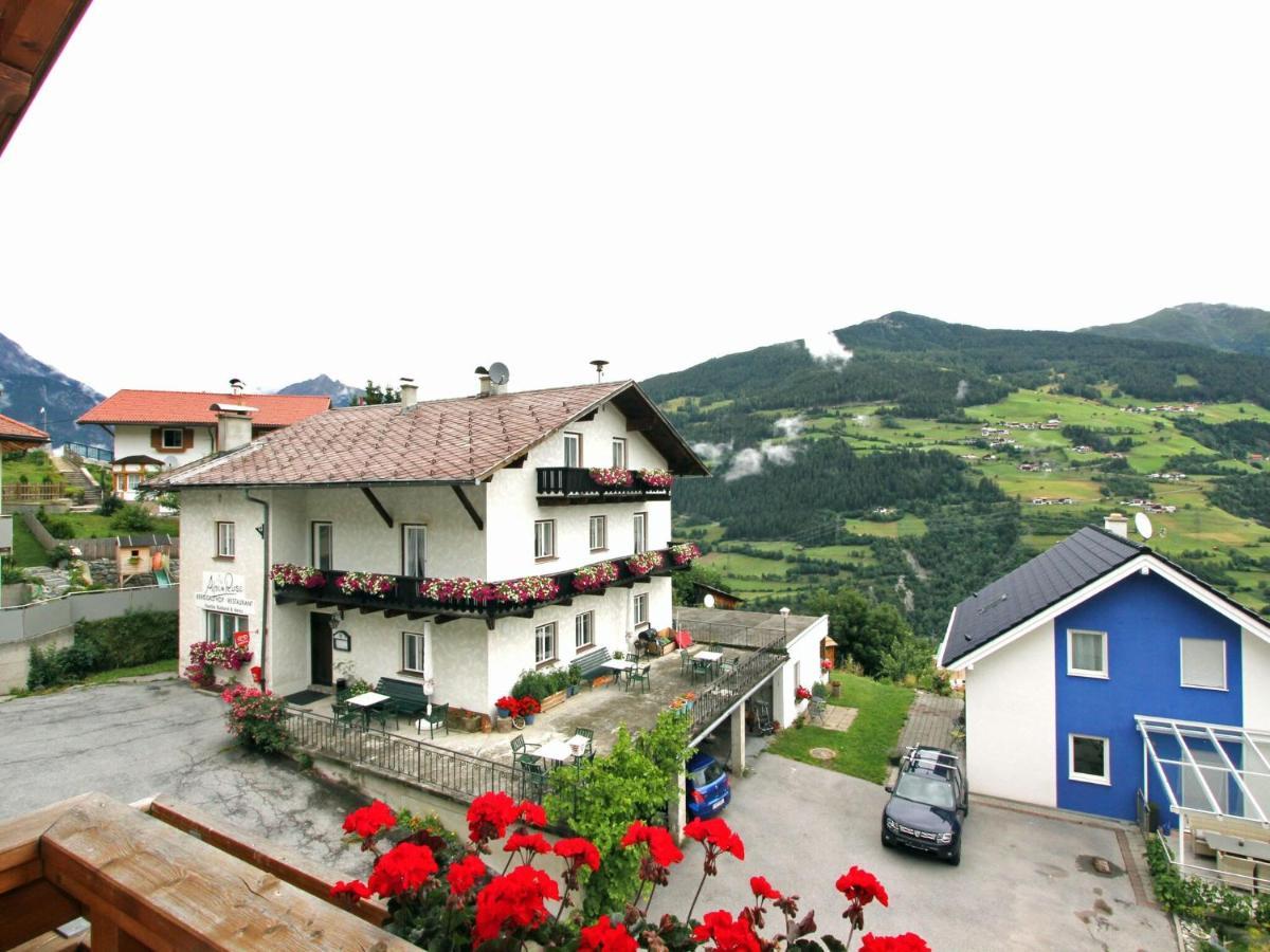 Modern Apartment In Hochgallmigg With Balcony Exterior foto